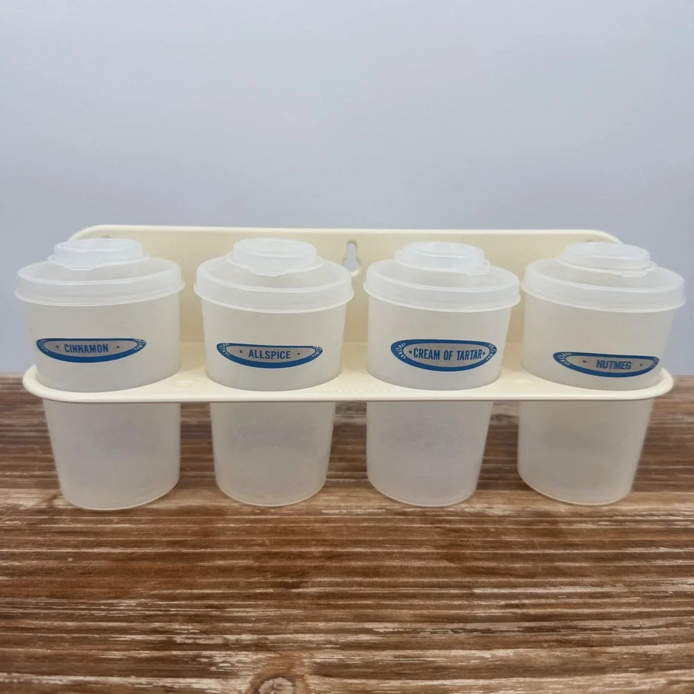 Vintage Tupperware Spice Rack Cinnamon Allspice Cream of Tartar Nutmeg Shakers‎